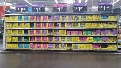 Walmart Peeps In-Line Merchandising