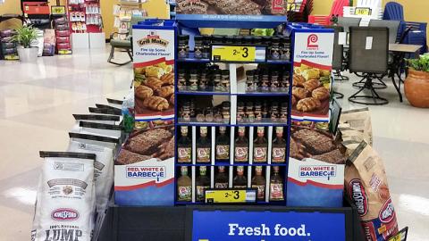 McCormick Fry's 'Red, White & Barbecue' Pallet Display