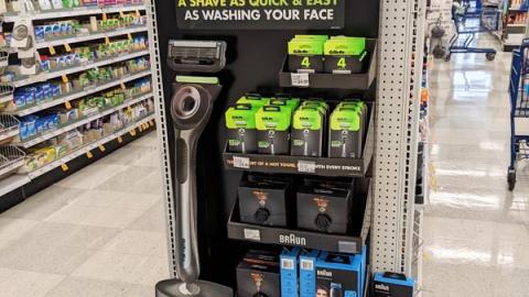 GilletteLabs 'A Shave As Quick & Smooth' Endcap