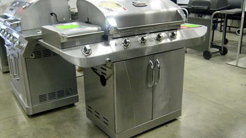 Lowe's Char-Broil Grill Merchandising