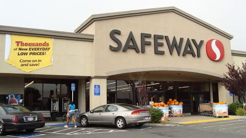 Safeway Exterior