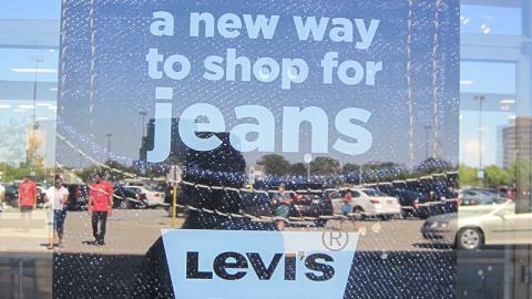JCPenney Levi's 'Shop for Jeans' Door Cling